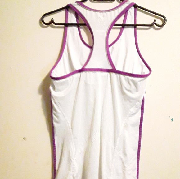 2 Adidas Exercise Tops for Women - Picture 5 of 15